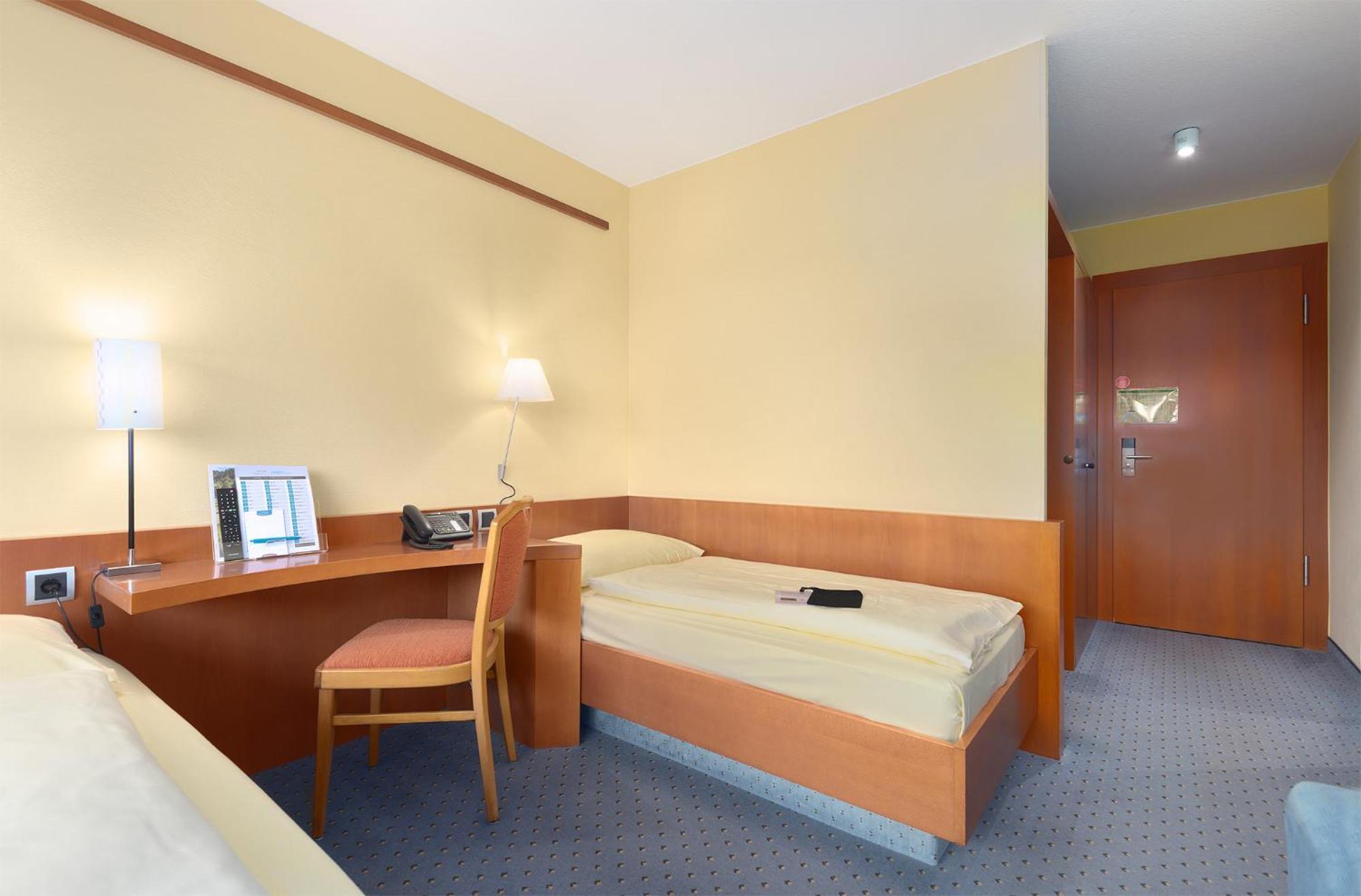 Trip Inn Landhotel Badsoden-Salmuenster Bad Soden-Salmünster Extérieur photo